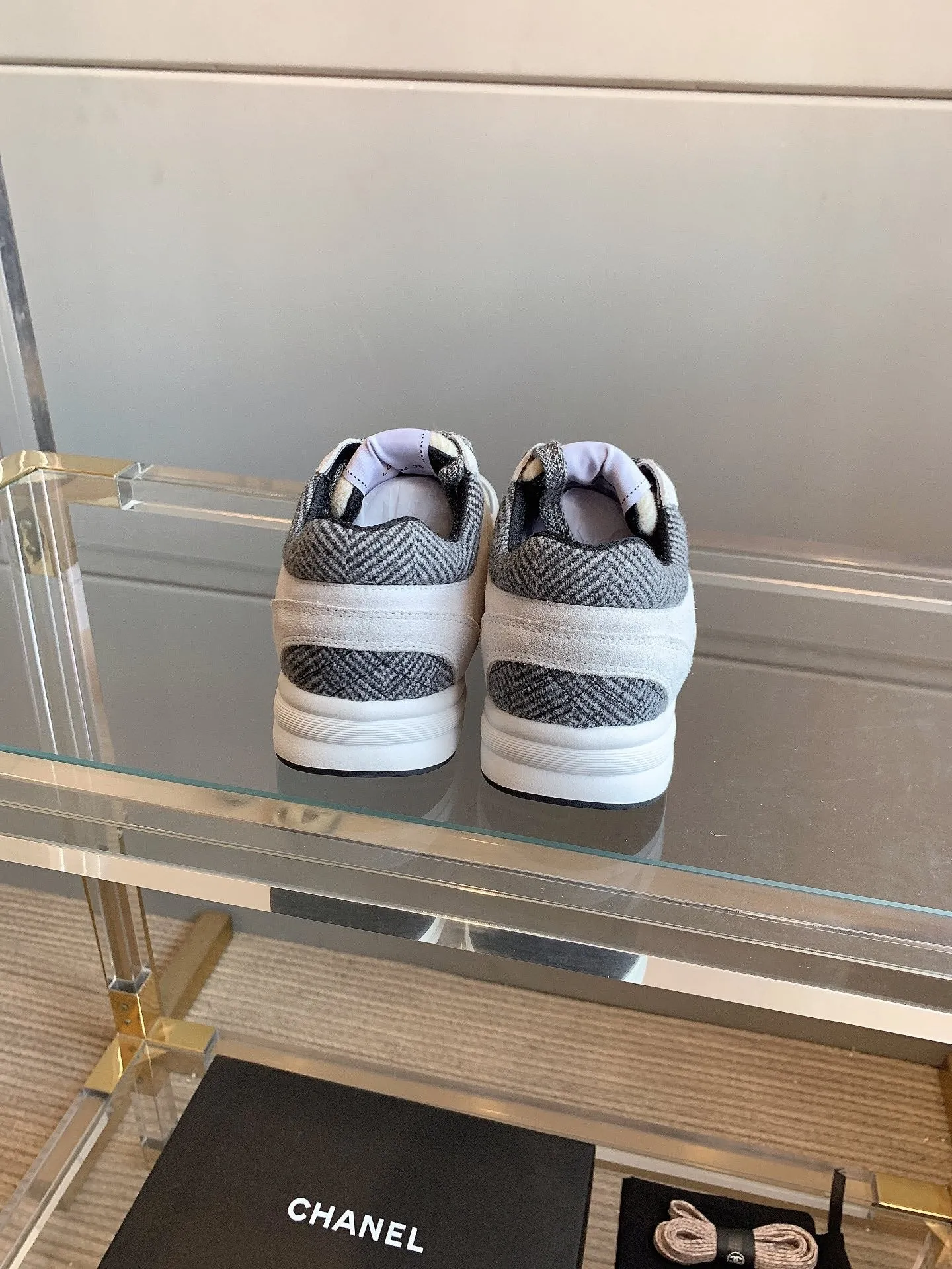 CHANEL White In Sneaker Flexible customer care Quick dispatch 145637 Suede