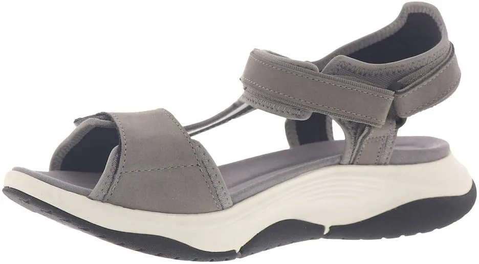 Clarks Women's Walking