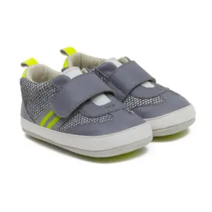 Finn First Kicks in Gray