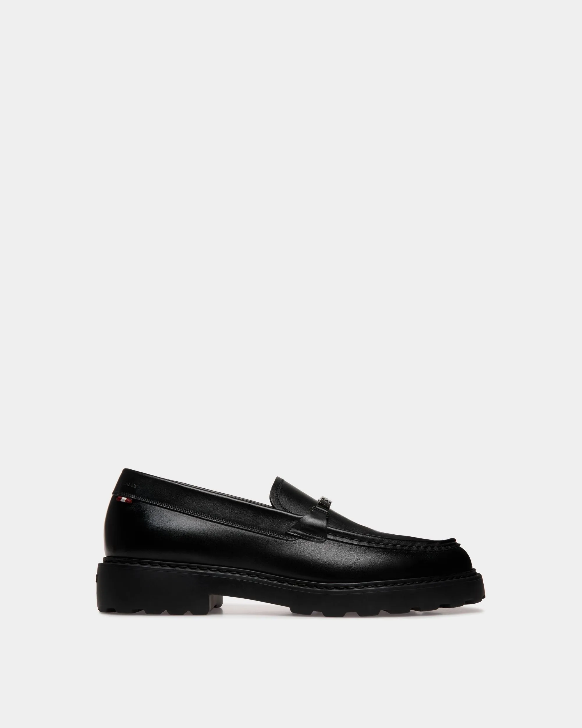 Gusto Loafer In Black Leather