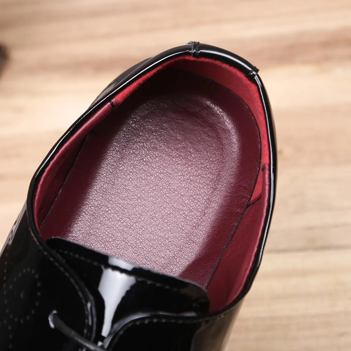 Men Fashion Dress Business Shoe Pointed Toe Floral Patent Leather Lace Up Oxford Black Brown Red Grey