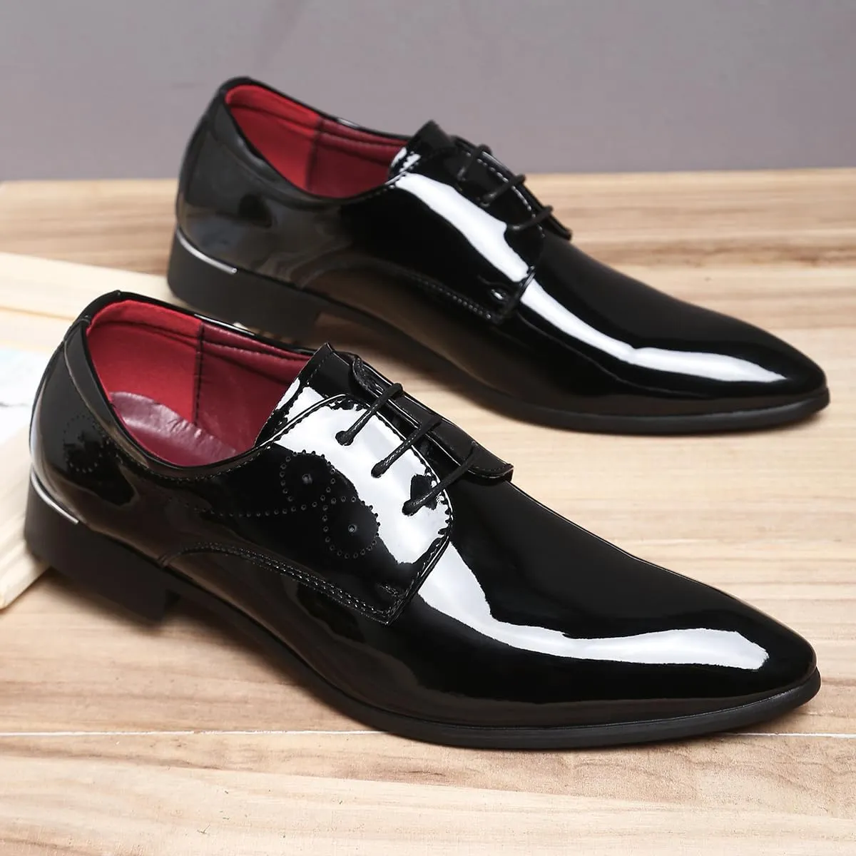 Men Fashion Dress Business Shoe Pointed Toe Floral Patent Leather Lace Up Oxford Black Brown Red Grey