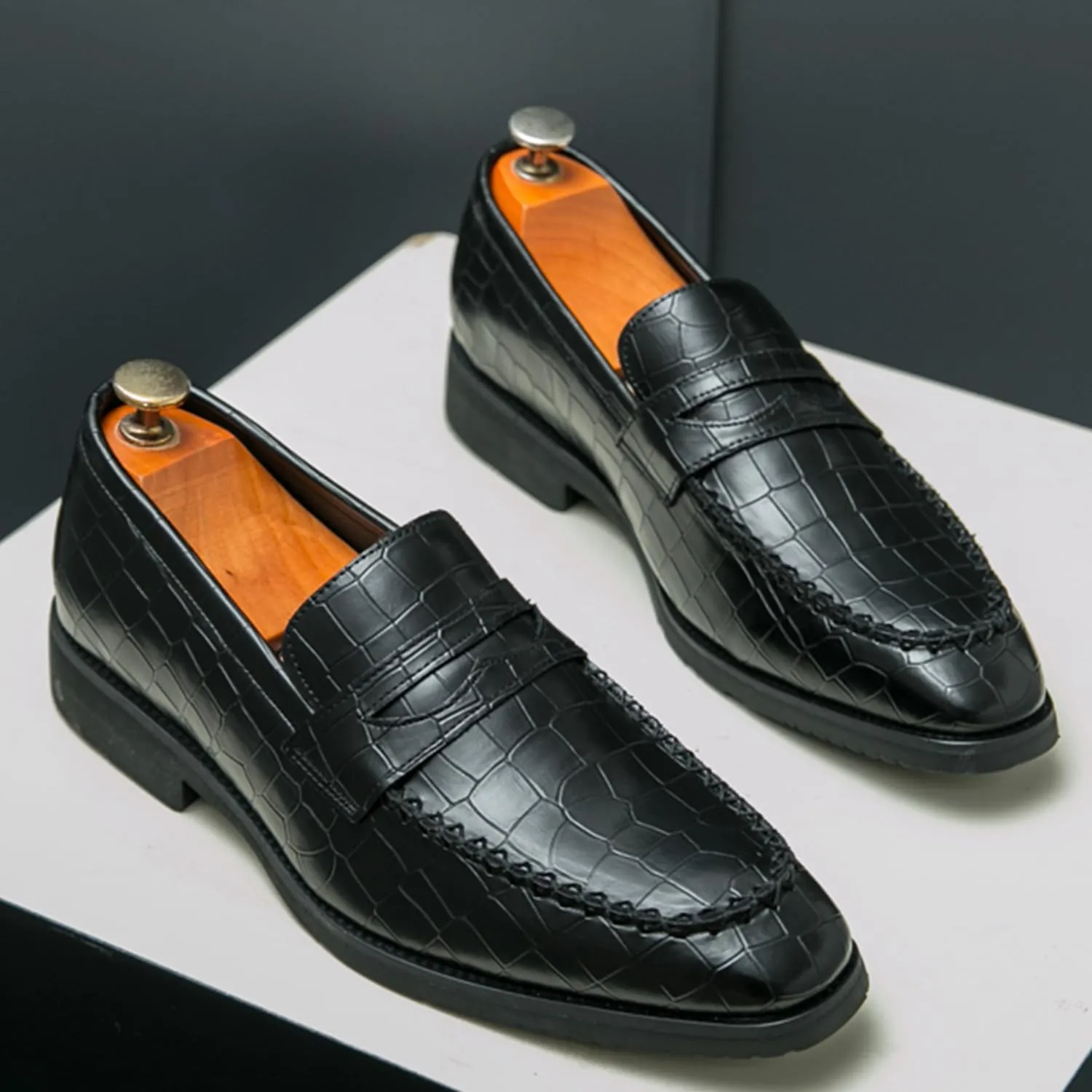 Men's Classic Penny Loafers Leather Slip-On Dress Shoes Crocodile Pattern Fashion Casual Party Formal Shoes