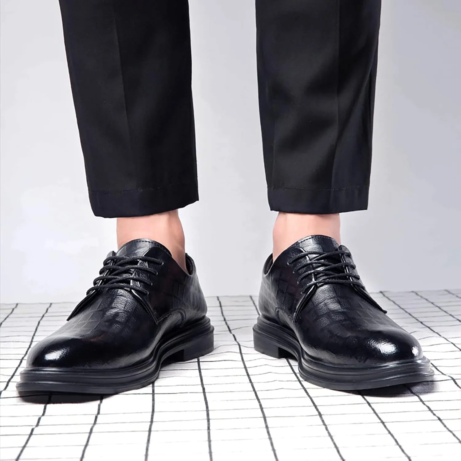 Mens Extra Wide Business Casual Shoes Men's Elevated Business Attire Casual Shoes British Pointed Solid Leather Shoes Men's Dress Shoes Slip On Loafers