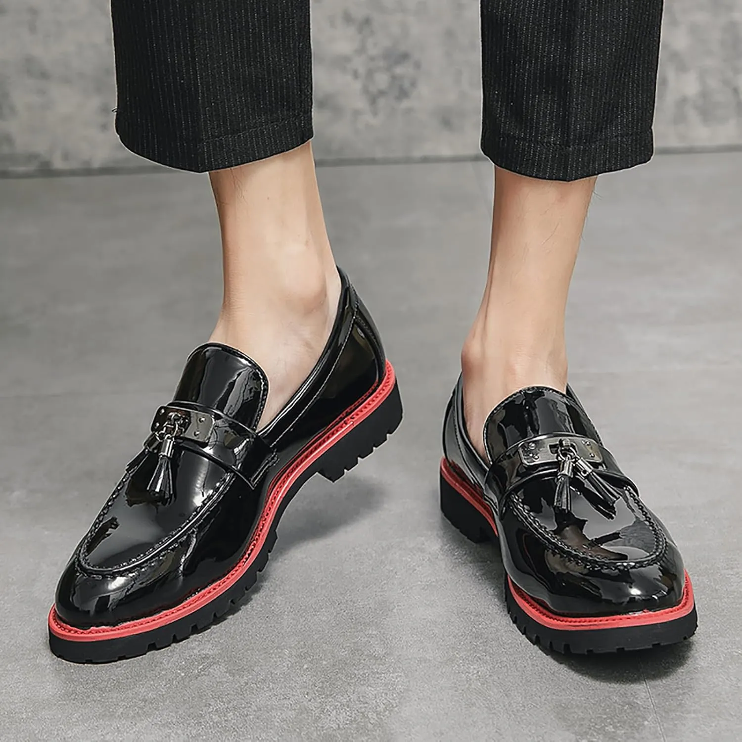 Men's Patent Leather Chain Decor Loafers Lug Sole Non-Slip Platform Tassel Dress Shoes Comfort Pointed Toe Slip-on Block Heel Oxfords for Business Driving Office Walking