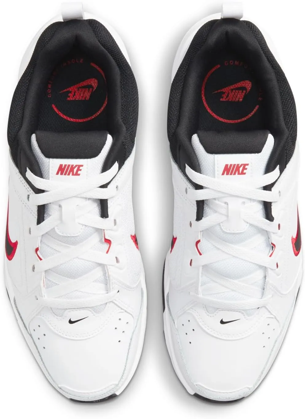 NIKE Men's Sneaker