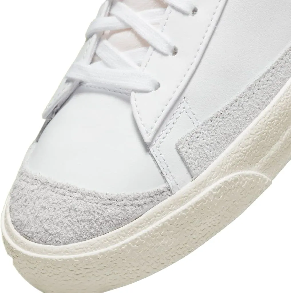 Nike Men's Sneaker