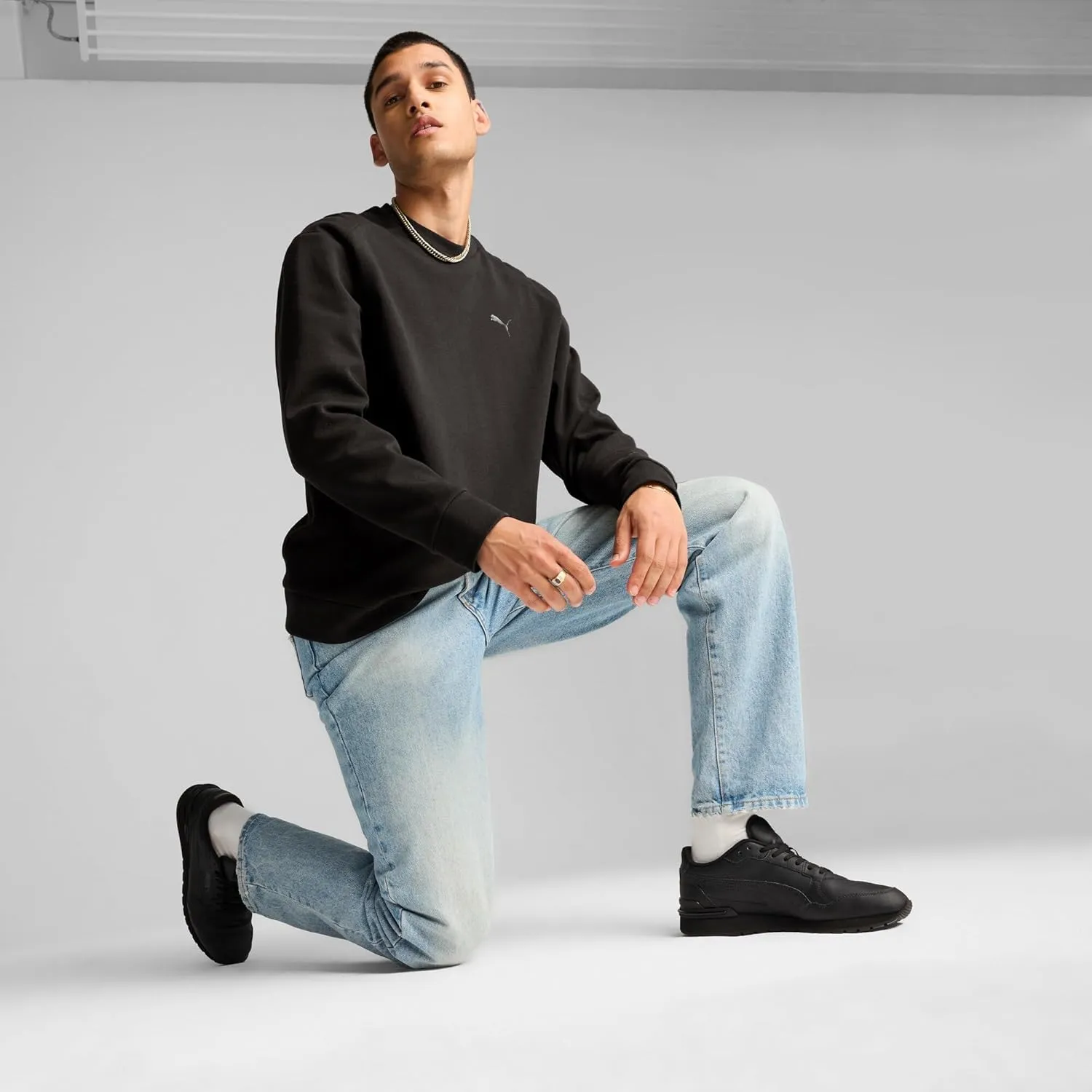 PUMA Unisex-Adult Low-Top Sneaker
