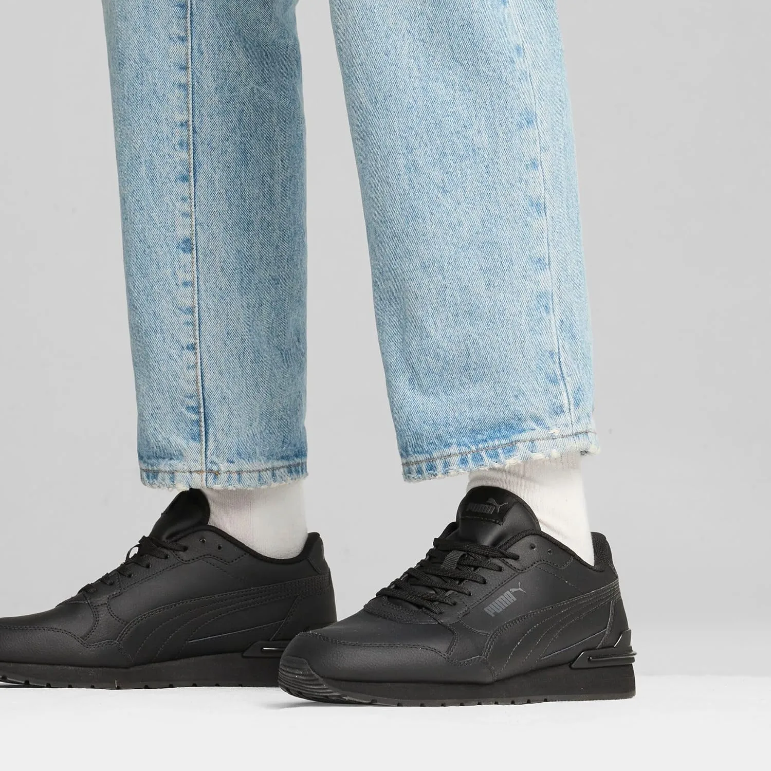 PUMA Unisex-Adult Low-Top Sneaker