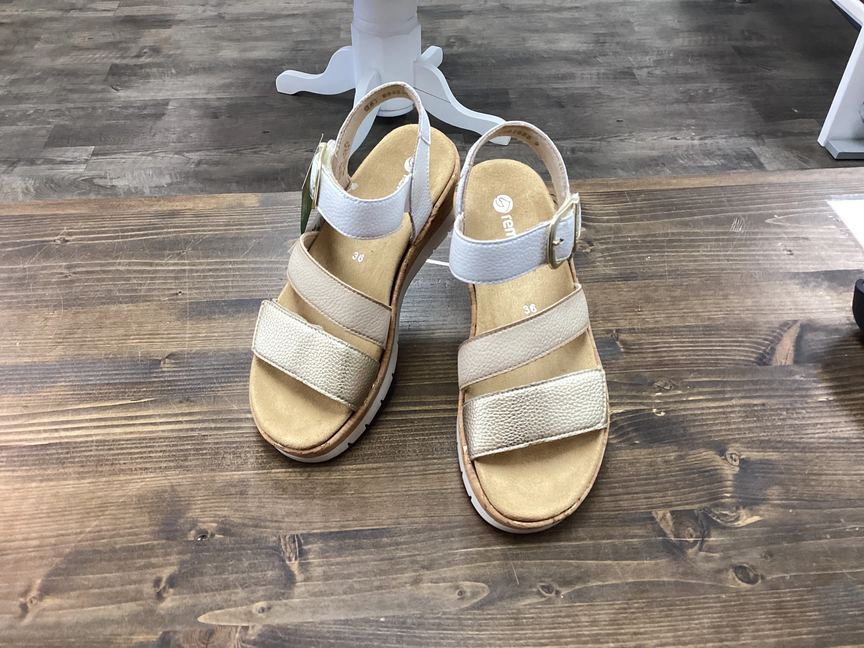 Remonte D2P50-80 Velcro Sandal