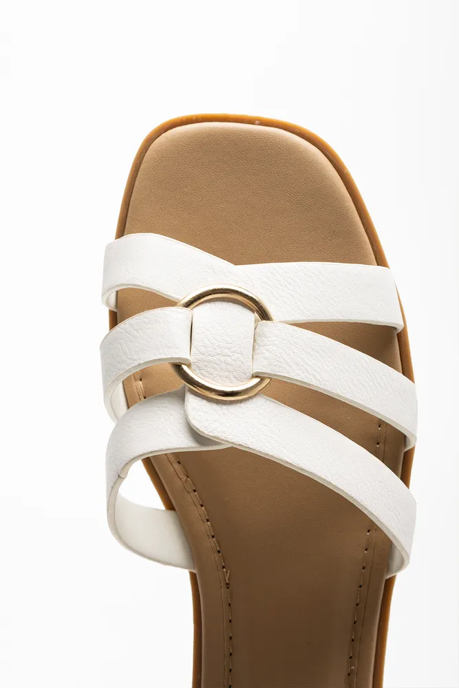 Sandal White
