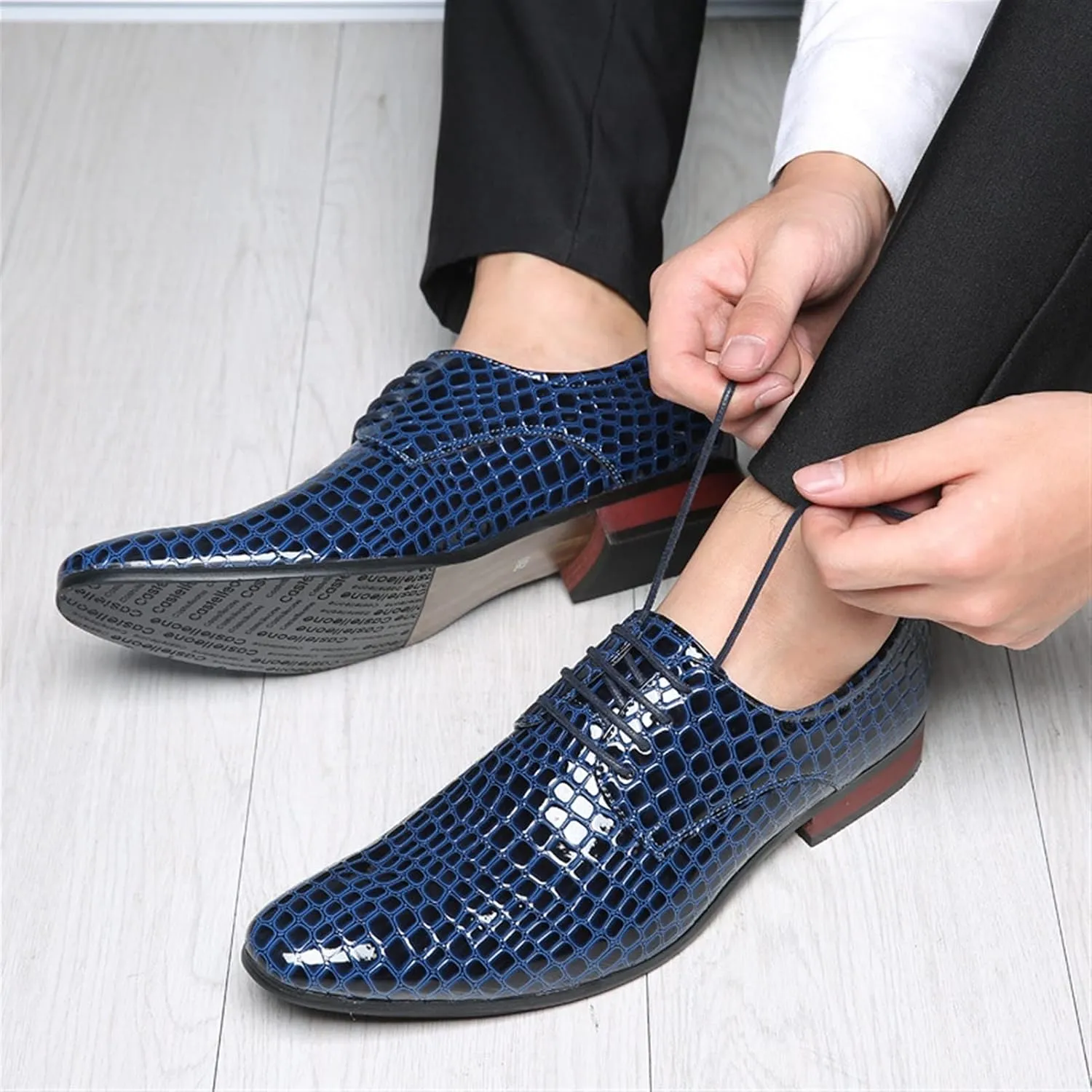 Single Season Dress Oxford Shoes for Men Lace Up Derby Shoes Crocodile Alligator Embossed PU Leather Rubber Sole Anti-Slip Block Heel Non Slip Wedding Very Popular Among Young People