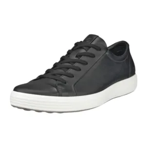 Soft 7 Sneaker - Black.