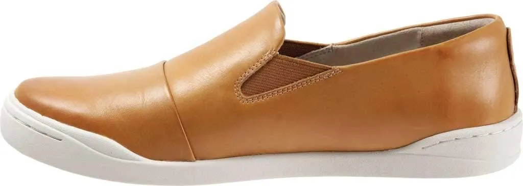SoftWalk Women's Sneaker