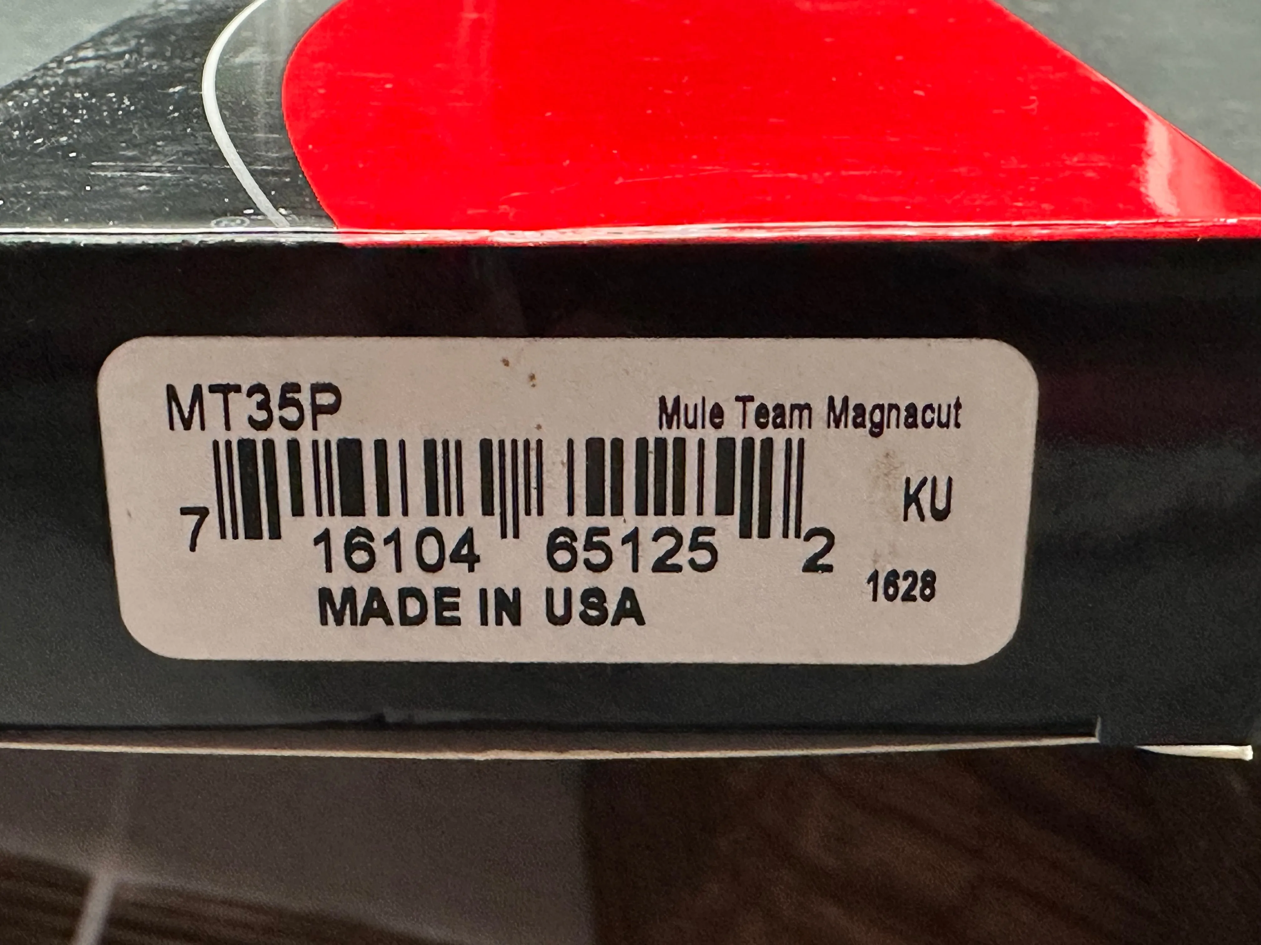 Spyderco Mule, New in Box, Magnacut