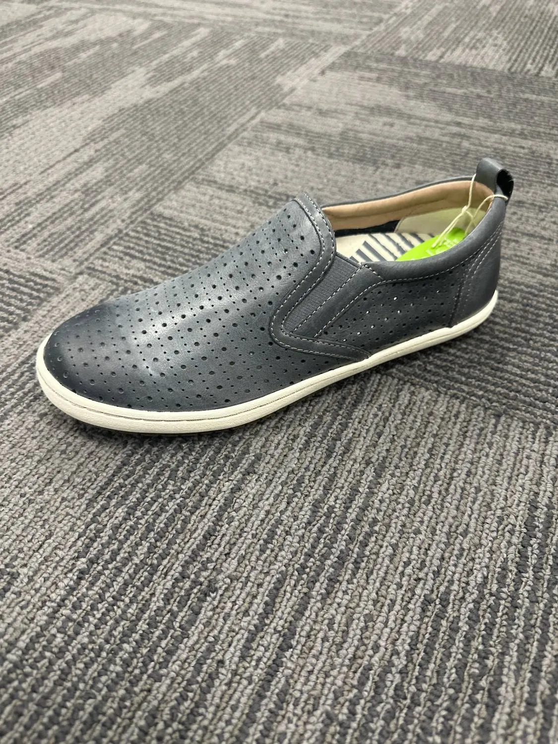 Taos - Women's Court Sneaker