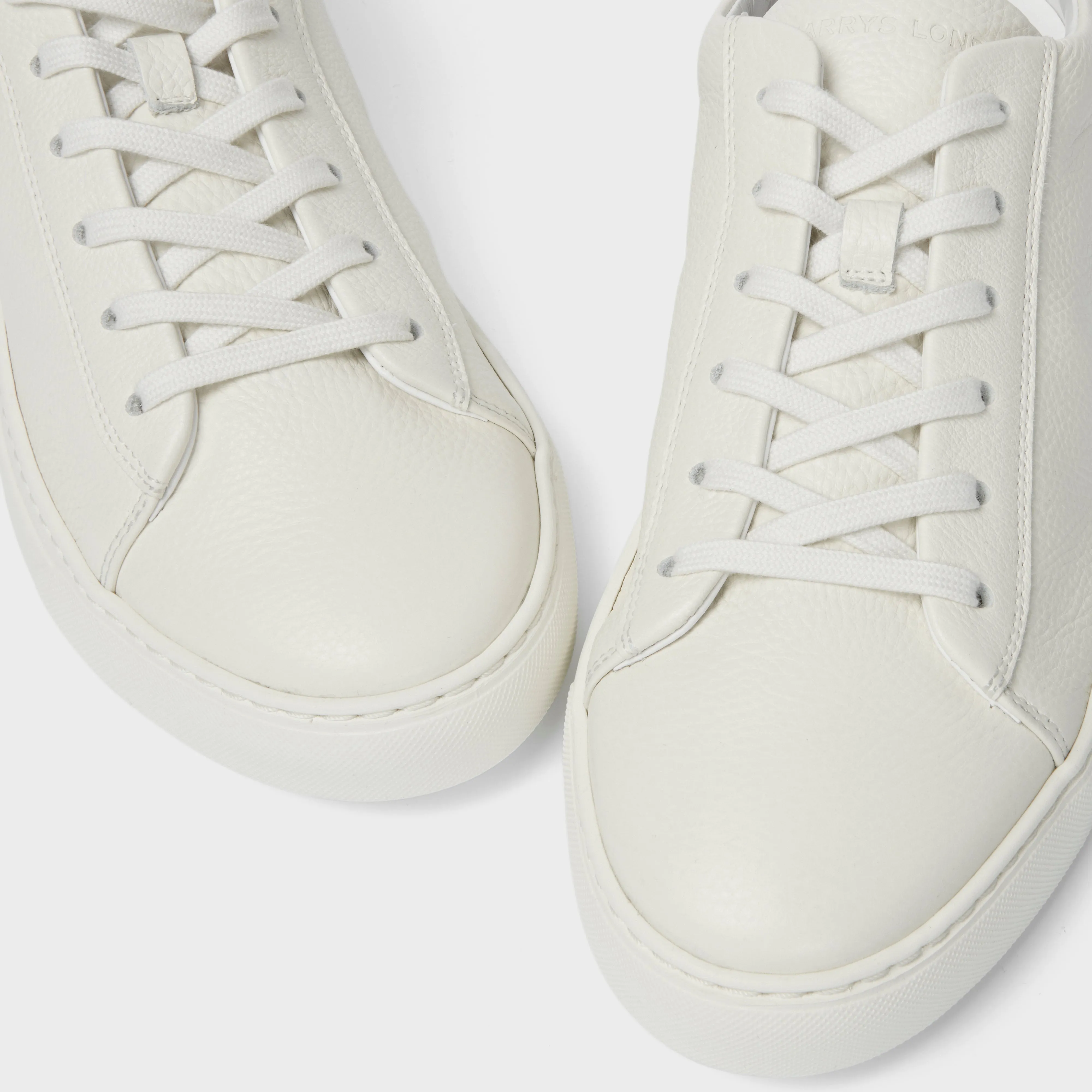 Travis Soft Milled Calf White
