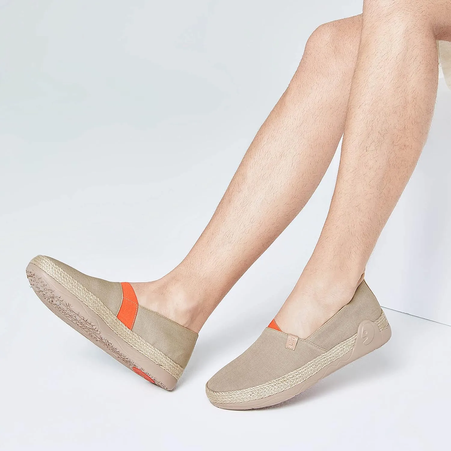 UIN Men's Espadrilles Slip OnsLightweight Walking Casual Loafers Comfortable Art Painted Travel Shoes Marbella Series