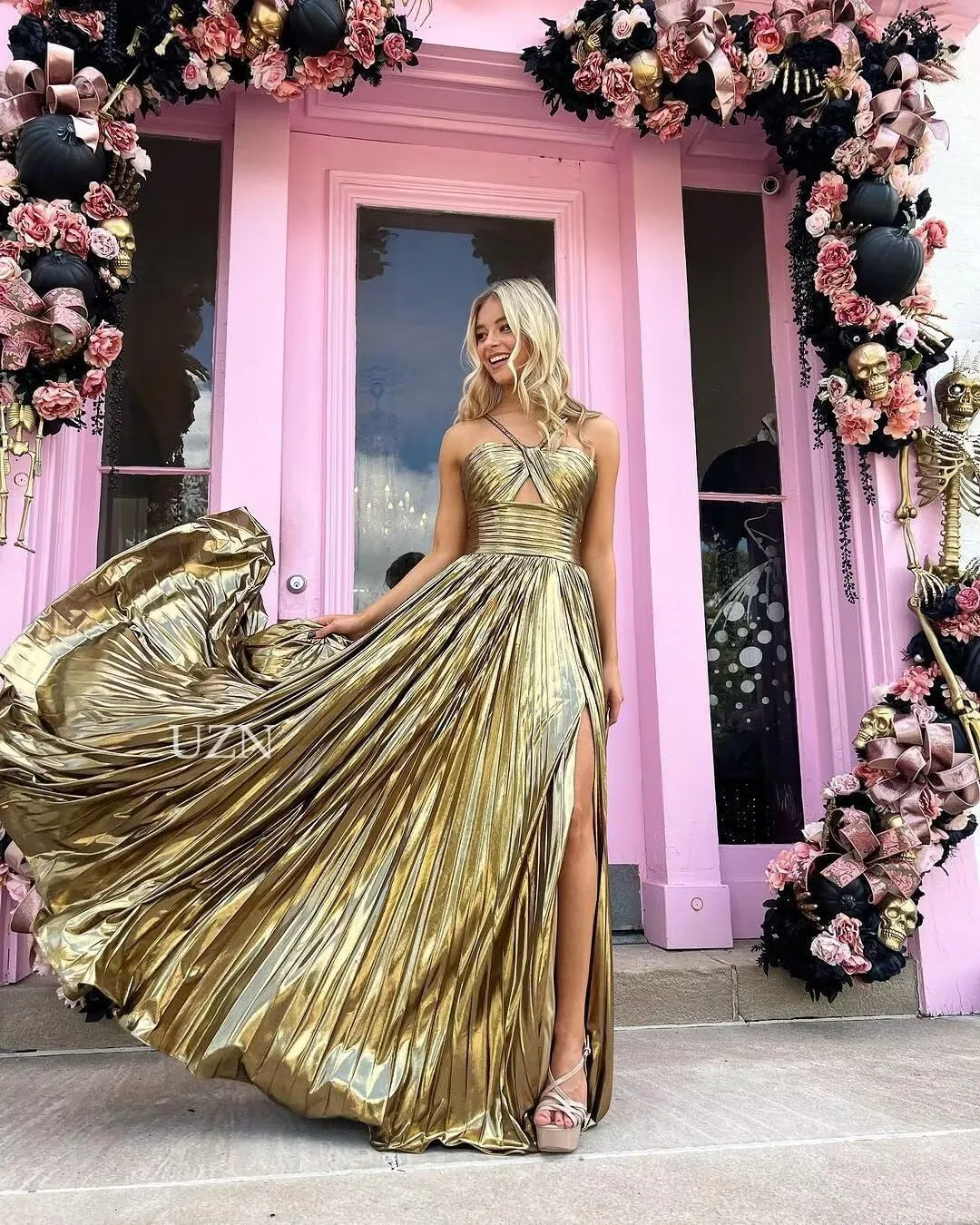 UZN Sparkly Satin Prom Dresses Long Spaghetti Straps Keyhole with Split Formal Party Gowns