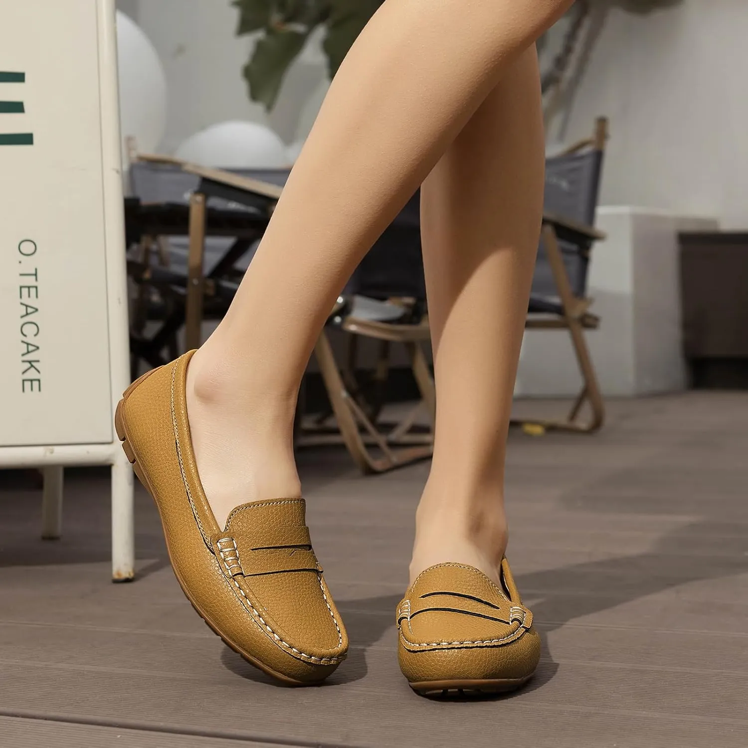 Women's Comfortable & Lightweight Leather Penny Loafers Slip-Ons Cute Business Casual Dress Shoes Work Office Flats Everyday Walking Shoes Driving Mocs for Women