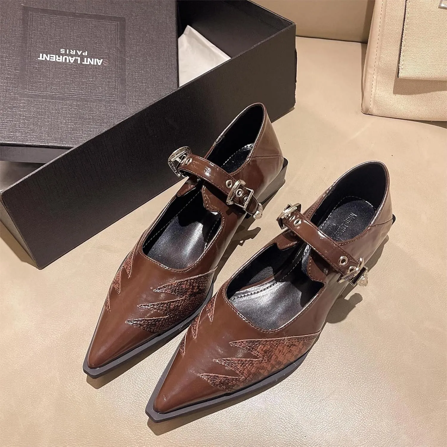 Women's Leather Pointed Toe Baroque Pumps Shoes Adjustable Buckle Mary Jane Pumps Fashion Leisure Wedding Party Dress Low Block Heel Shoes