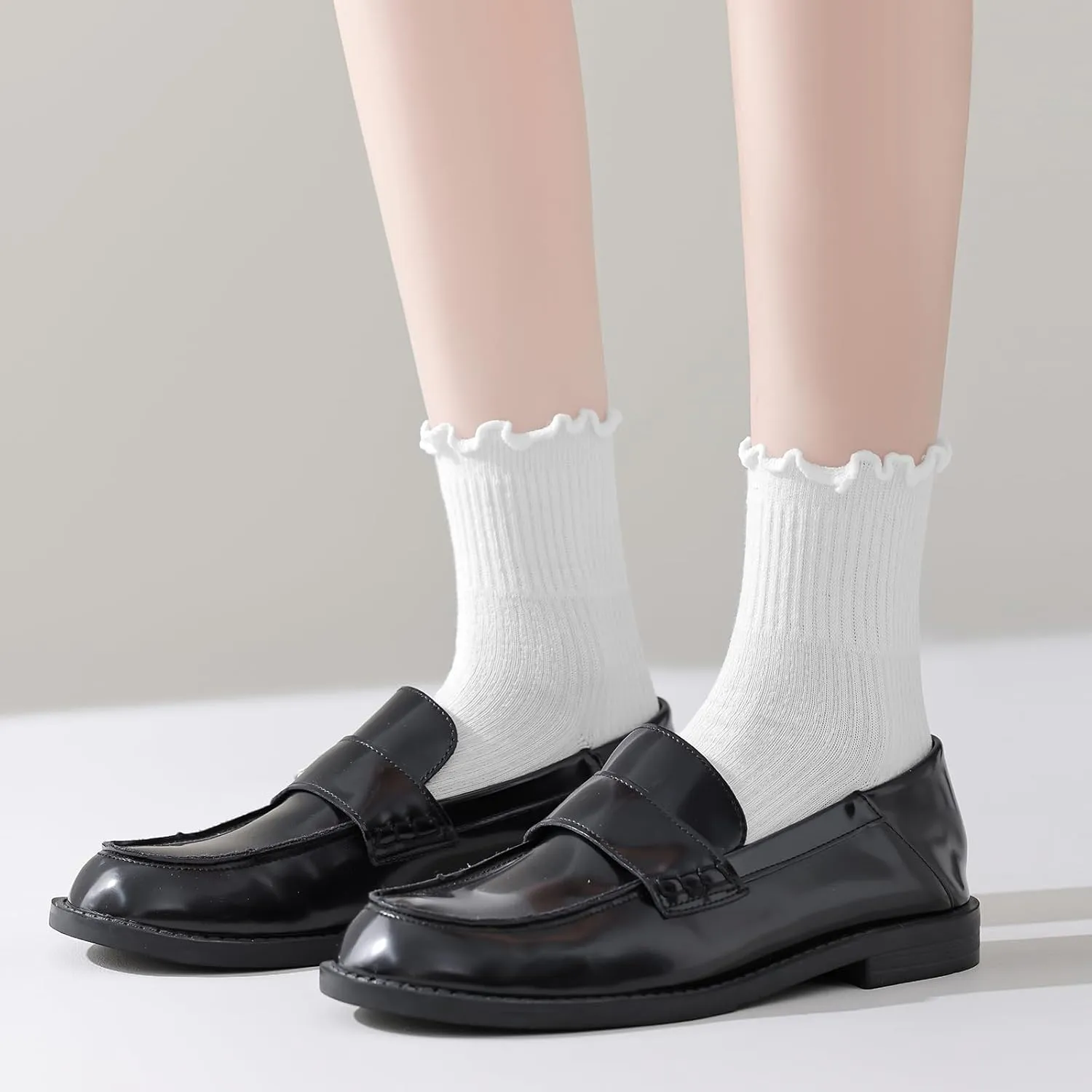 Womens Ruffle Ankle Socks Cute Lettuce Edge Crew Socks for Women 6-8 Pairs